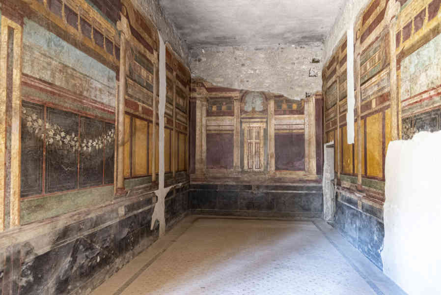 070 - Italia - Pompeya - parque arqueológico de Pompeya - Villa del Misterio.jpg